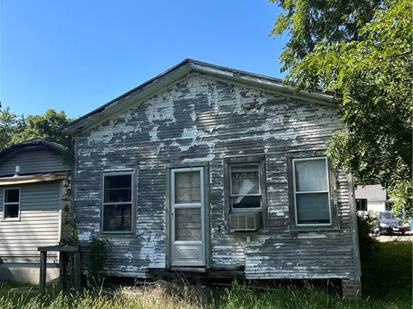 2613 NE Ingram St, Kansas City, MO 64117