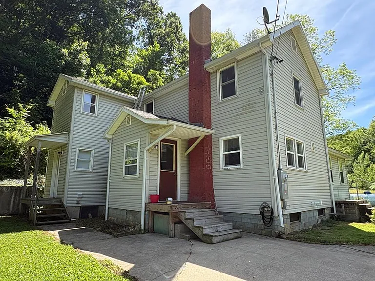7624 Bremen Rd — Photo 1