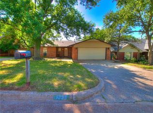 1733 Edgewood Dr, Edmond, OK 73013