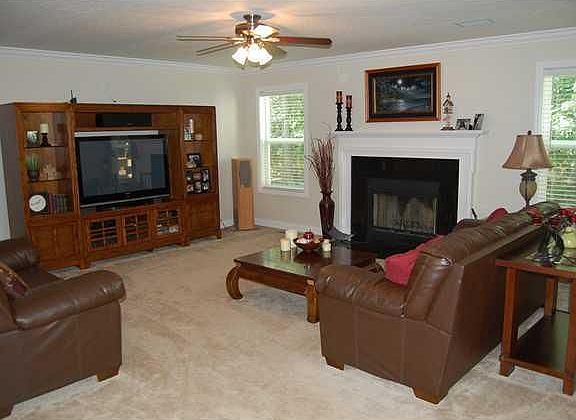 3rd image of 5641 Eagle Harbor Dr