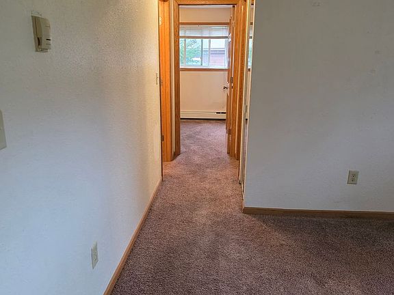 5th image of 218 21st St NW #8