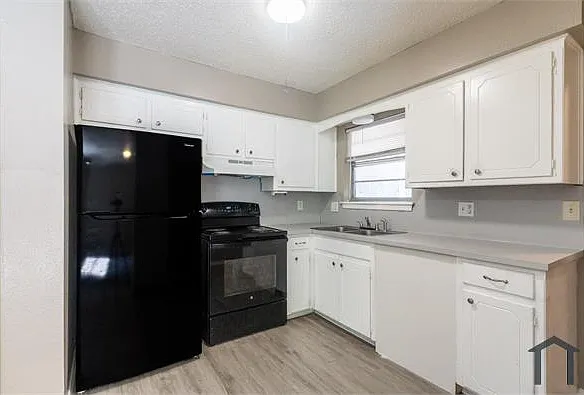 304 W Campbell Dr — Photo 17
