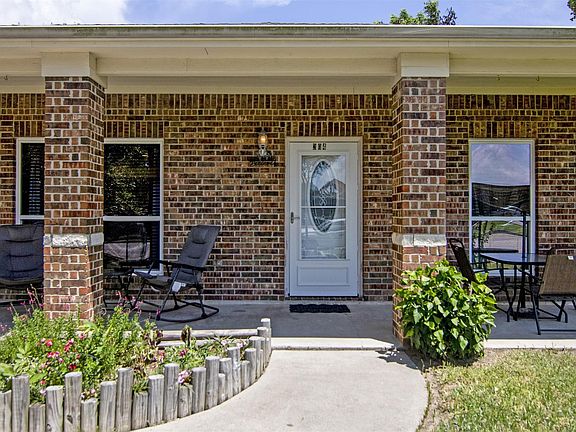 4th image of 304 16th Ave N