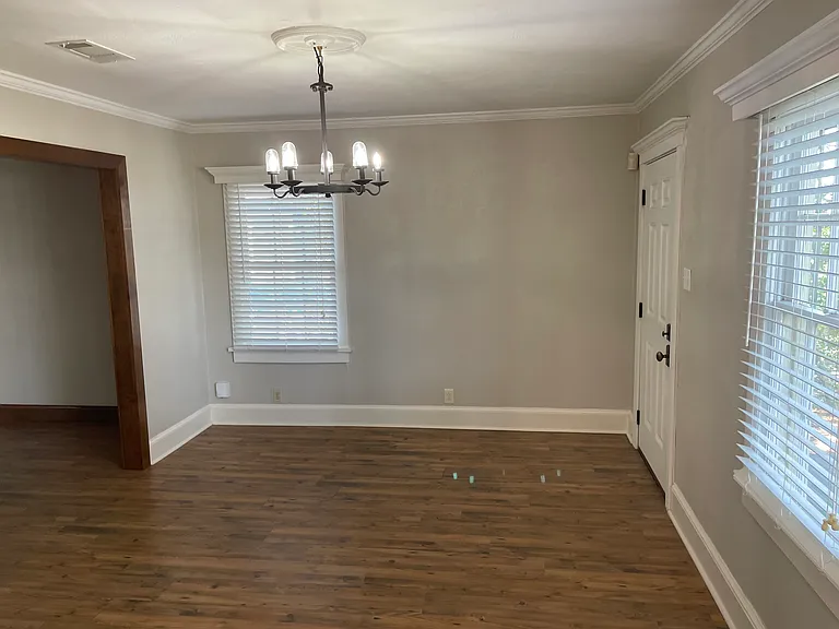 2265 Glasgow Ave — Photo 29