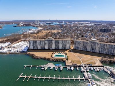 200 Cove Way UNIT 105, Quincy, MA, 02169