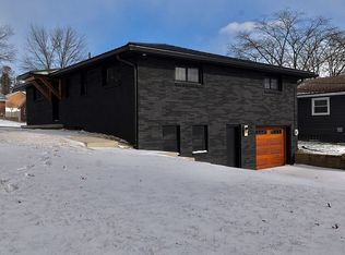 212 High St, Dover, OH