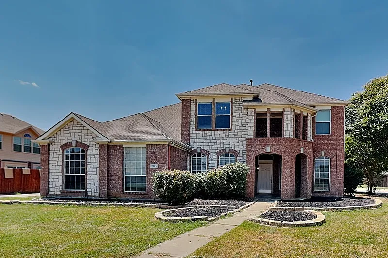 4 bed, 3.5 bath, 3134 sqft, $2,850 — Photo 1