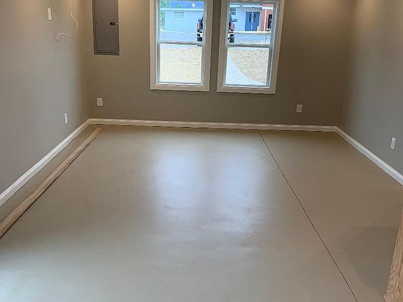 5th image of 306 Mimosa Ave