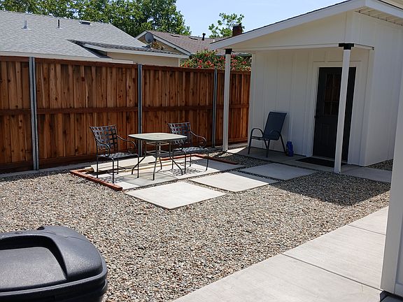 4th image of 434 A St