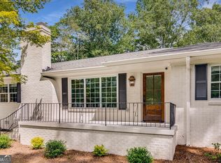 1328 Springdale Rd, Gainesville, GA 30501