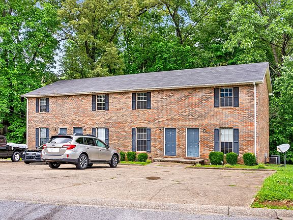2nd image of 460 Martha Ln