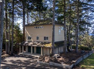 6095 Huckleberry Ln, Tillamook, OR 97141