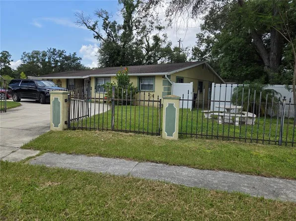 3712 Argon Dr, Tampa, FL 33619