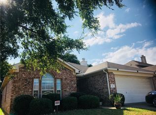 113 Flyaway Ln, Fort Worth, TX 76120