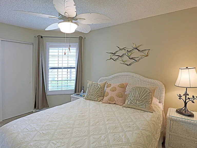 17240 Terraverde Cir #2 — Photo 18