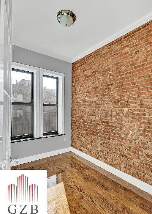 2nd image of 171 E 105th St #13