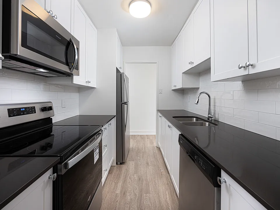 274 Cedar Ave