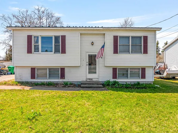 4 Bowles Lane, St. Albans City, VT 05478