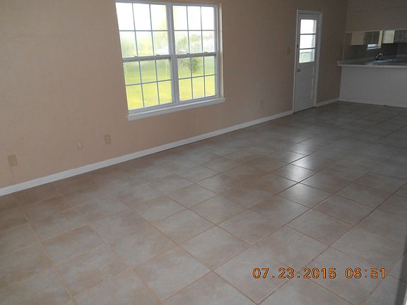 3rd image of 24 River Park Dr