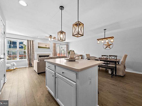 4th image of 506 Nottingham Pl