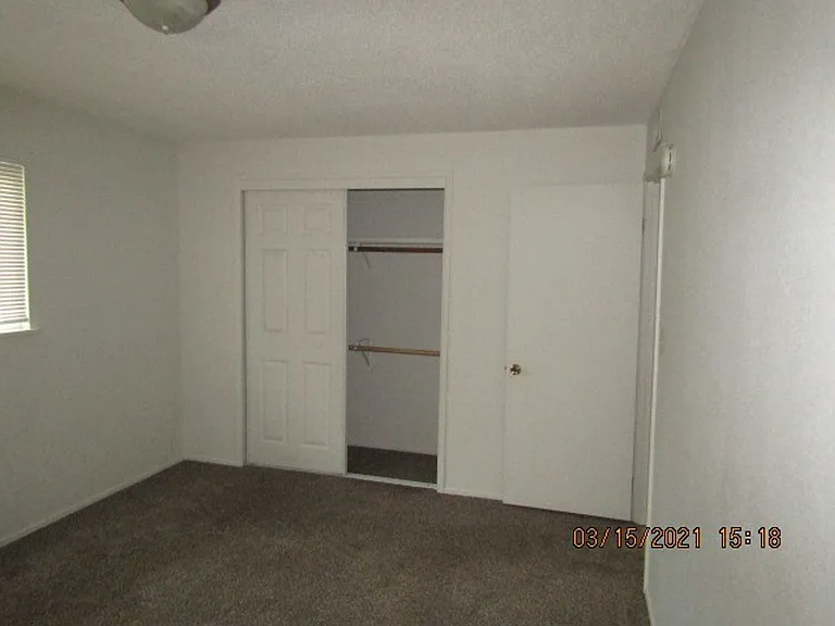 2417 & 2419 Happy Valley Dr — Photo 9