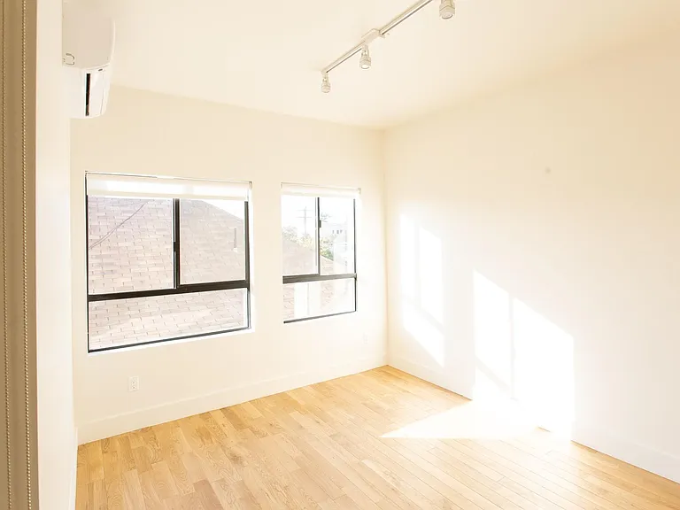 2453 1/2 Boulder St #2453-1/2 — Photo 4