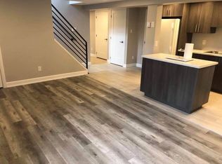 296 Hoylake Cres, Ottawa, ON K1E1M2