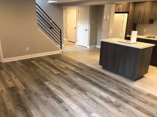 296 Hoylake Cres, Ottawa, ON K1E 1M2