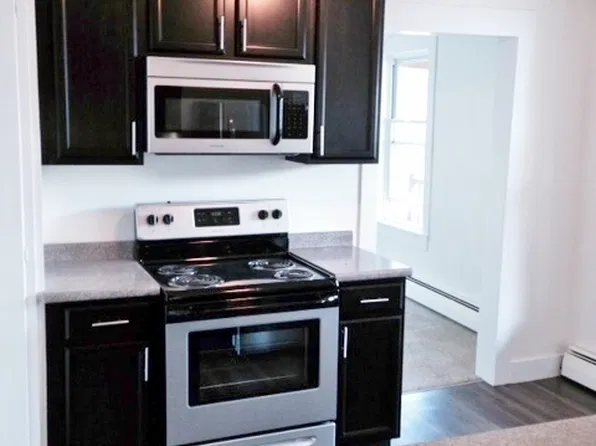 15 Flynn St, 15 Flynn St #3, Lebanon, NH 03766