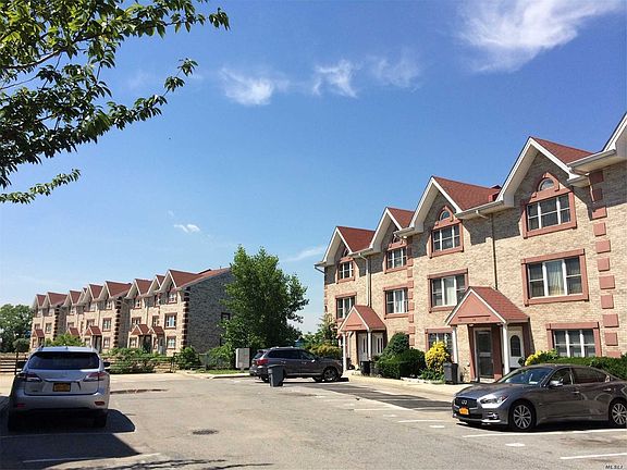 4th image of 114-17 Dalian Ct