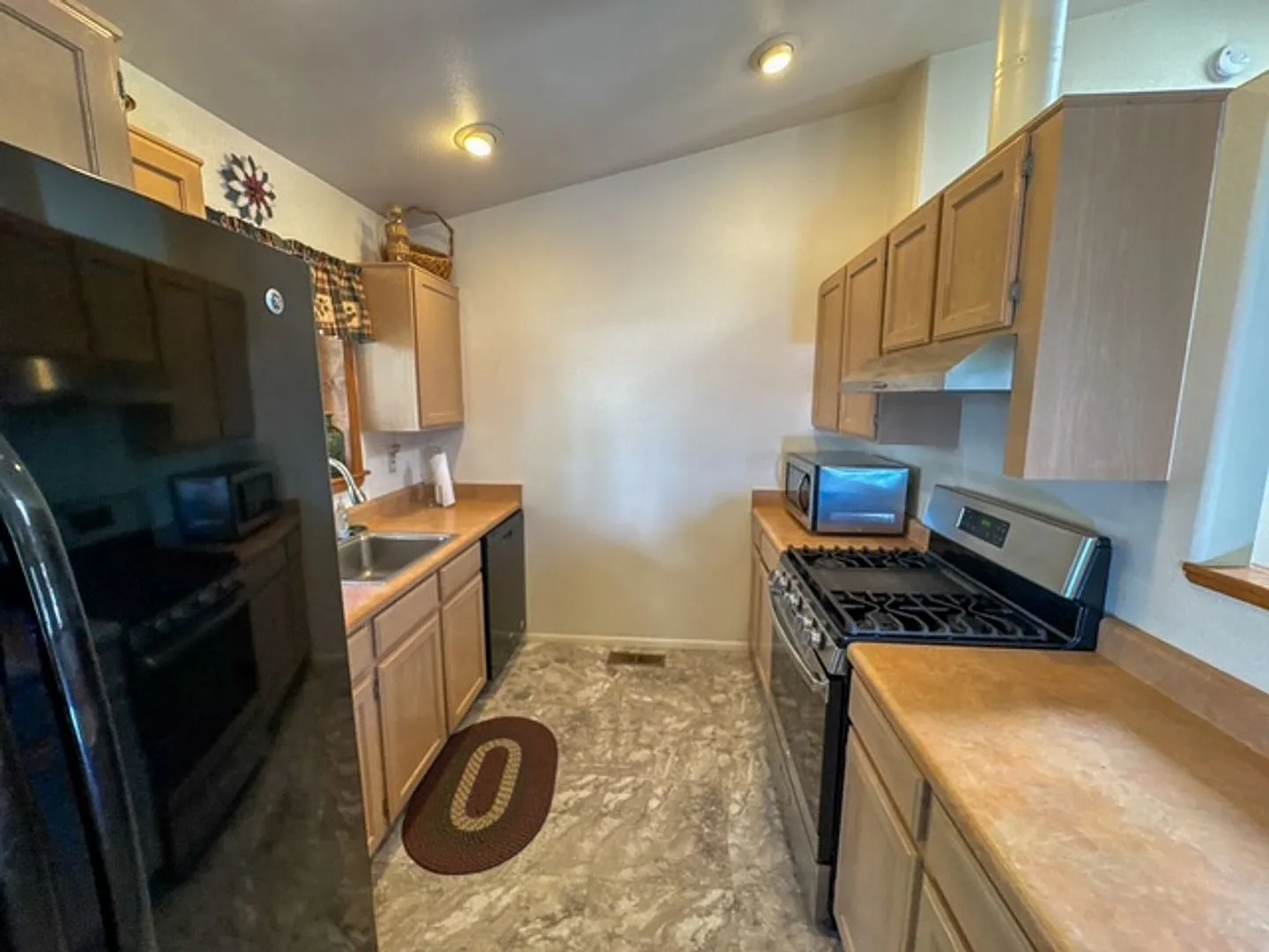 Rental In Munds Park — Photo 2