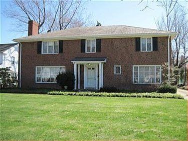 1st image of 22600 Fairmount Blvd