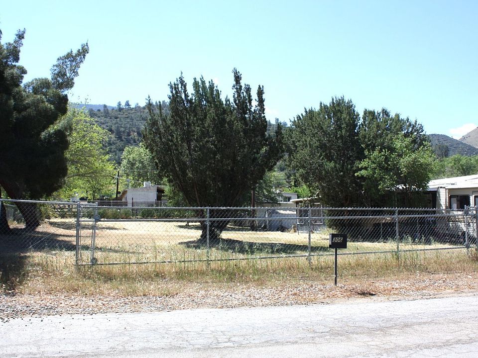1st image of 306 Pioneer Pl