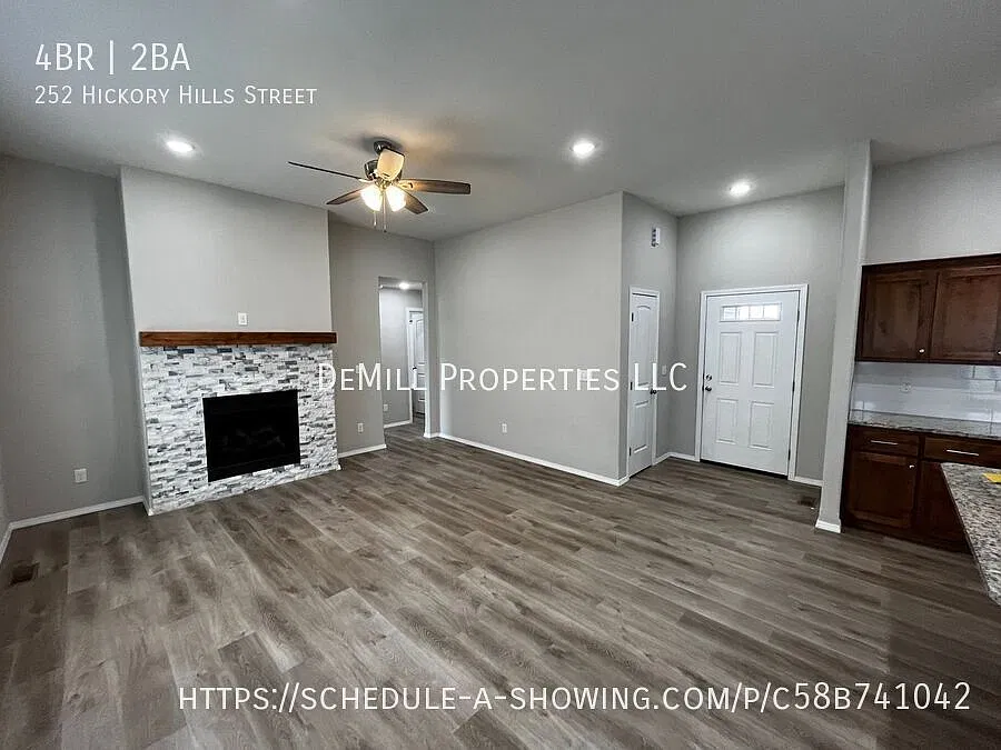 Beautiful 4-Bedroom Home in Rogersville! — Photo 3