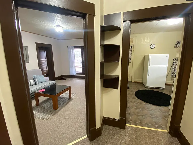 320 N Sherman Ave #3 — Photo 4