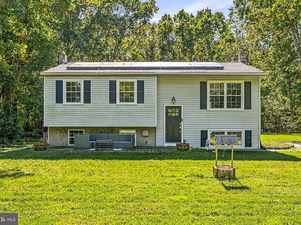 1st image of 2992 Dutch Mill Rd