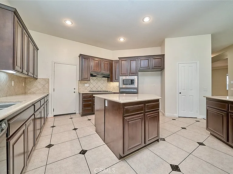 8827 Soothing Ct — Photo 20
