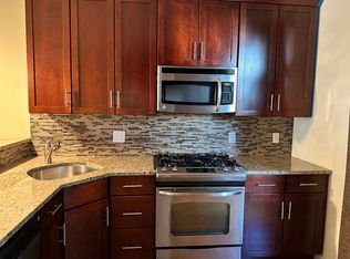 1917 Webster St, Philadelphia, PA 19146