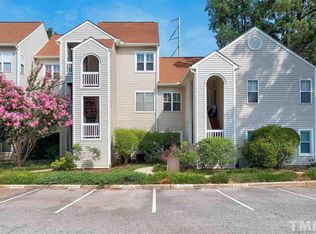 6020 Winterpointe Ln APT 101, Raleigh, NC 27606