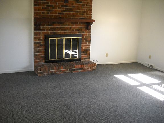 5th image of 4118 Ashmore Dr