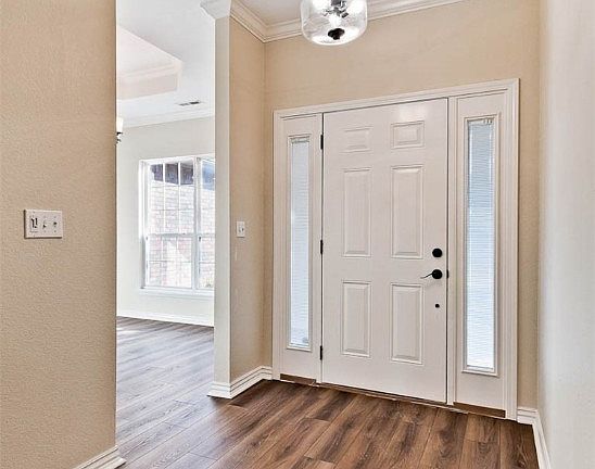 4th image of 11127 Club House Pkwy