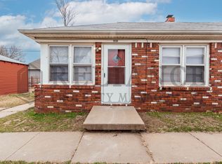 1930 S Saint Clair Ave, Wichita, KS 67213