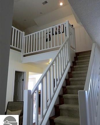 2nd image of 1521 Douglas Dr
