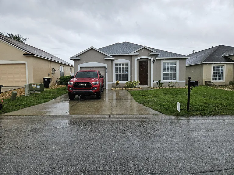 1335 Knollwood Dr — Photo 3