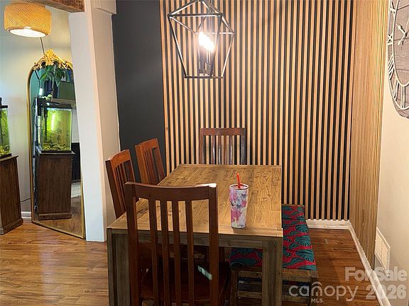 4th image of 1304 Seaton Rd APT 15