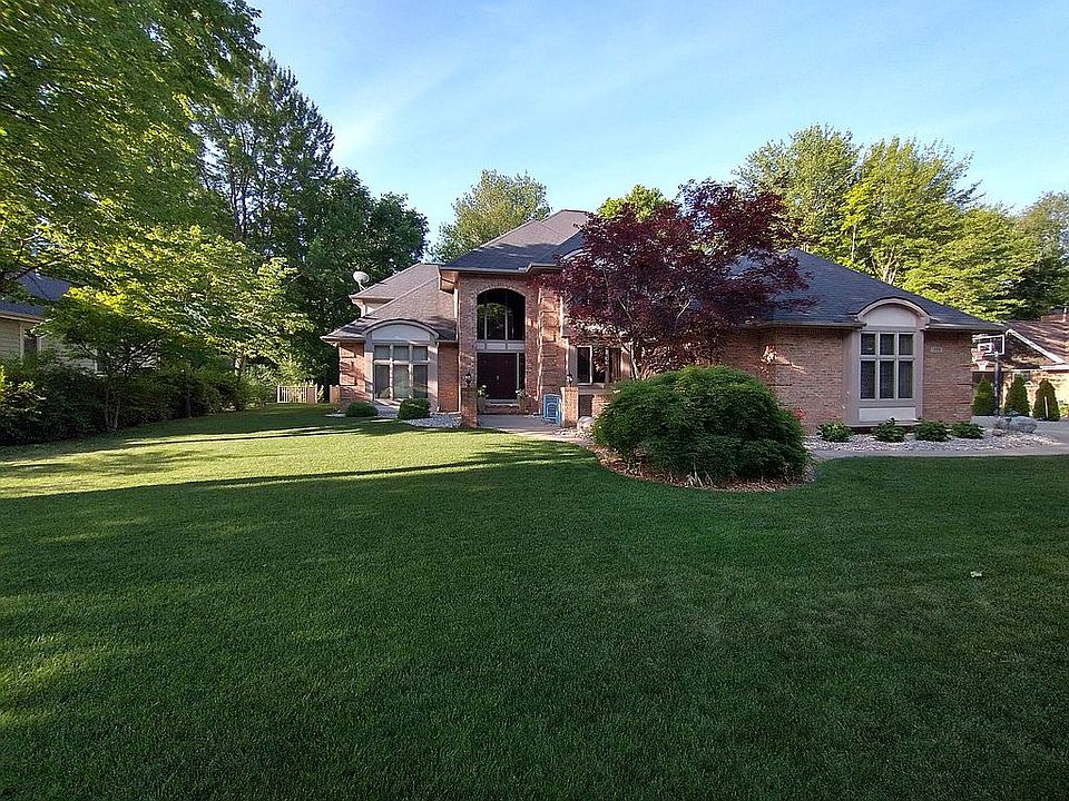 1st image of 1306 Foxwood Dr
