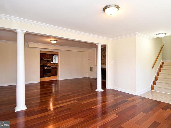 3rd image of 5205 Brookeway Dr