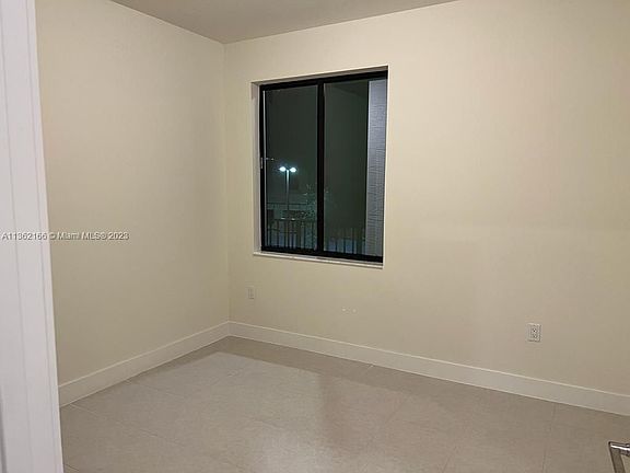 5th image of 8001 NW 41st St #202