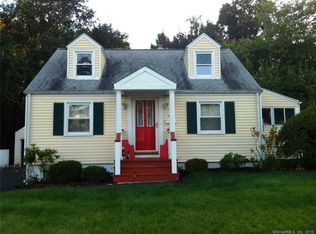 6 College St, Norwalk, CT 06851