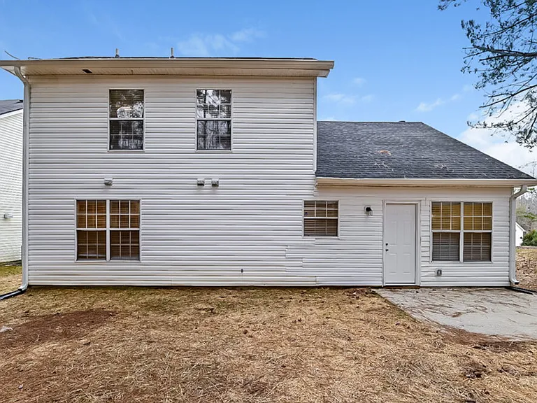 1205 Redbud Ct — Photo 16